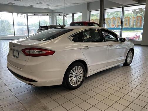 2014 Ford Fusion Energi SE Luxury