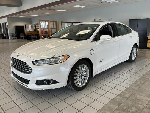 2014 Ford Fusion Energi SE Luxury