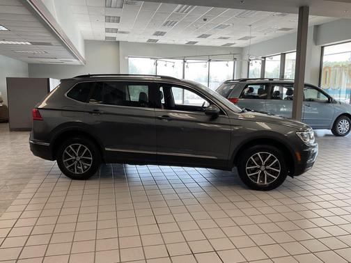2020 Volkswagen Tiguan 2.0T SE 4MOTION