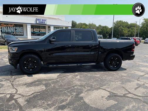 Diamond Black Crystal Pearlcoat 2021 RAM 1500 Big Horn/Lone Star