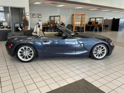 2003 BMW Z4 2.5i Roadster