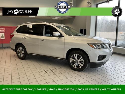 2019 Nissan Pathfinder SL