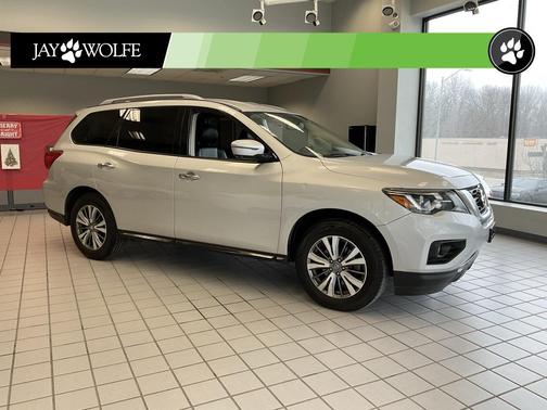 2019 Nissan Pathfinder SL