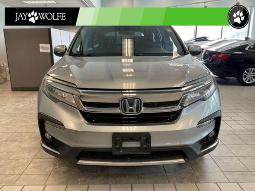 Lunar Silver Metallic 2019 Honda Pilot Elite