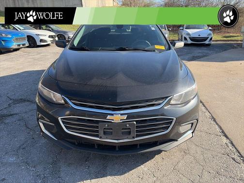 Mosaic Black Metallic 2017 Chevrolet Malibu 1LS