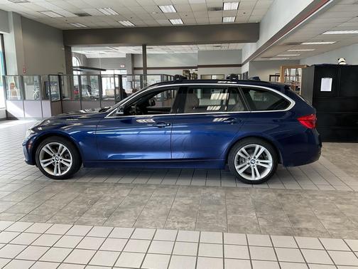 2017 BMW 330 xDrive