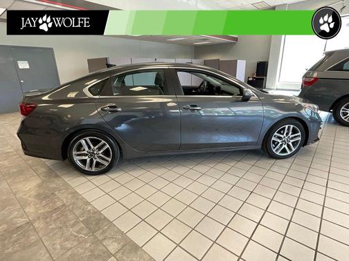 Gravity Gray 2021 Kia Forte EX