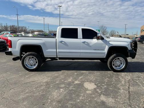 2015 GMC Sierra 2500 Denali