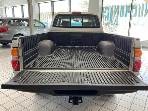 2004 Toyota Tacoma Xtracab