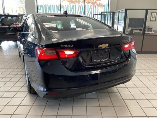 2017 Chevrolet Malibu 1LT