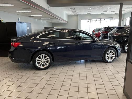 2017 Chevrolet Malibu 1LT