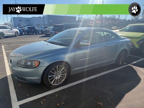 2008 Volvo C70 T5