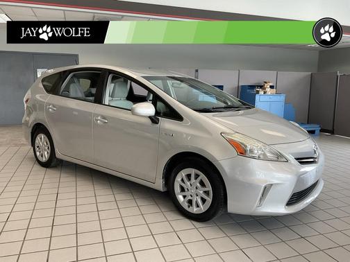 2013 Toyota Prius v Two