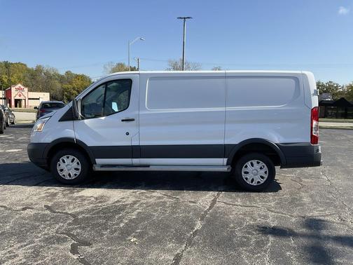 2015 Ford Transit-250 Base