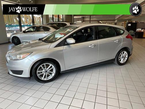 Ingot Silver 2015 Ford Focus SE
