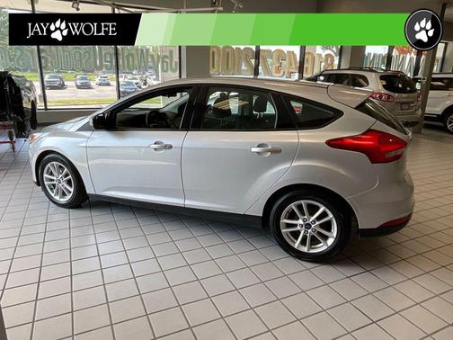 Ingot Silver 2015 Ford Focus SE