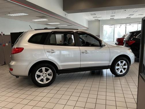 2009 Hyundai SANTA FE SE