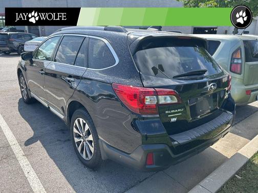Crystal Black Silica 2019 Subaru Outback 3.6R Touring