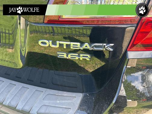 Crystal Black Silica 2019 Subaru Outback 3.6R Touring