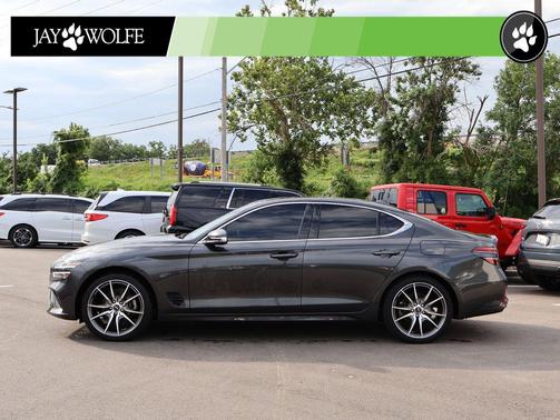 Makalu Gray 2023 Genesis G70 2.0T AWD