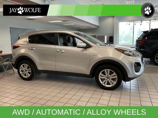 Sparkling Silver 2017 Kia Sportage LX