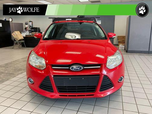 Race Red 2014 Ford Focus SE