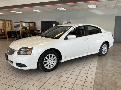 2011 Mitsubishi Galant Base