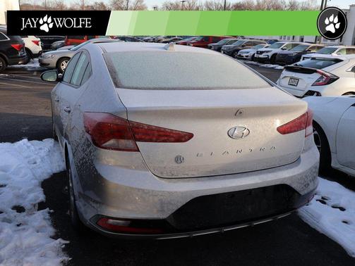 Stellar Silver 2020 Hyundai ELANTRA SEL