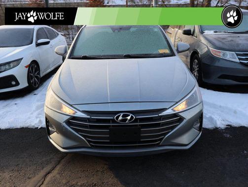 Stellar Silver 2020 Hyundai ELANTRA SEL