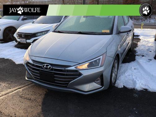 Stellar Silver 2020 Hyundai ELANTRA SEL