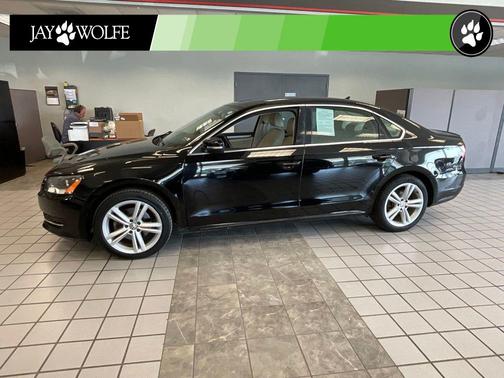 Black 2014 Volkswagen Passat 2.0L TDI DSG SE w/Sunroof
