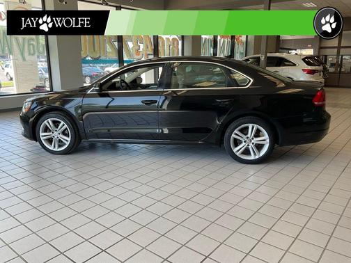 Black 2014 Volkswagen Passat 2.0L TDI DSG SE w/Sunroof