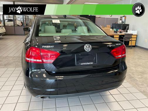 Black 2014 Volkswagen Passat 2.0L TDI DSG SE w/Sunroof