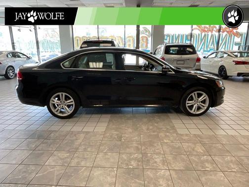Black 2014 Volkswagen Passat 2.0L TDI DSG SE w/Sunroof