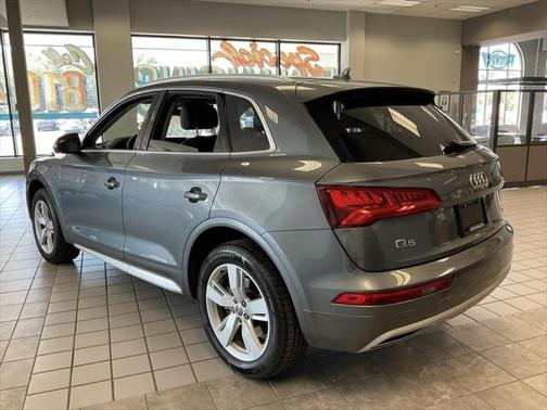2018 Audi Q5 2.0T Premium Plus