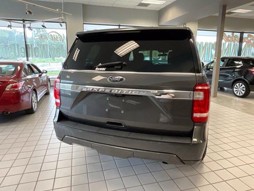 Magnetic Metallic 2021 Ford Expedition XL