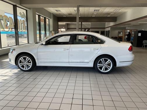2014 Volkswagen Passat 2.0L TDI DSG SEL Premium