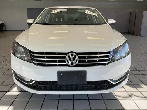 2014 Volkswagen Passat 2.0L TDI DSG SEL Premium