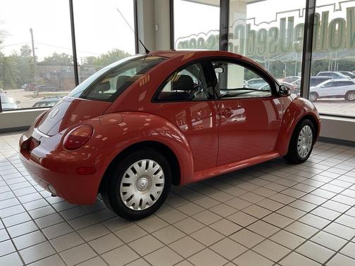 2004 Volkswagen New Beetle GL