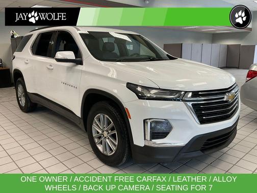 2023 Chevrolet Traverse LT Leather