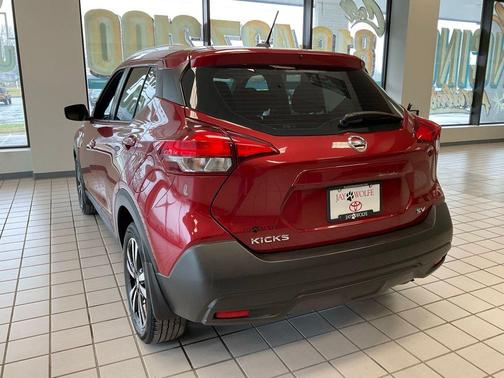2019 Nissan Kicks SV