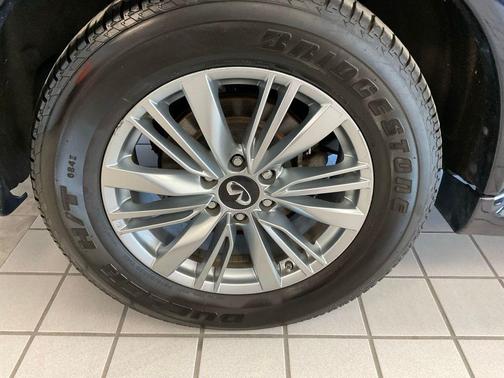 2020 INFINITI QX80 Luxe