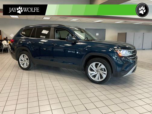 2023 Volkswagen Atlas 3.6L SE w/Technology SUV