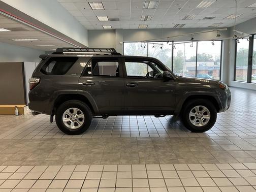 2023 Toyota 4Runner SR5