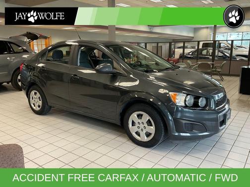 Ashen Gray Metallic 2014 Chevrolet Sonic LS