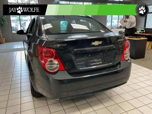Ashen Gray Metallic 2014 Chevrolet Sonic LS