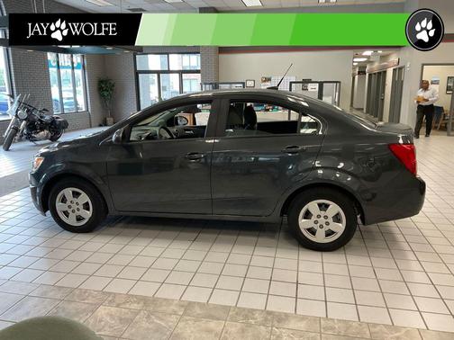 Ashen Gray Metallic 2014 Chevrolet Sonic LS