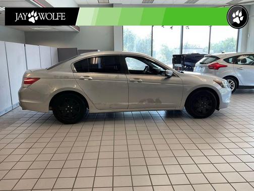 Alabaster Silver Metallic 2009 Honda Accord 2.4 LX