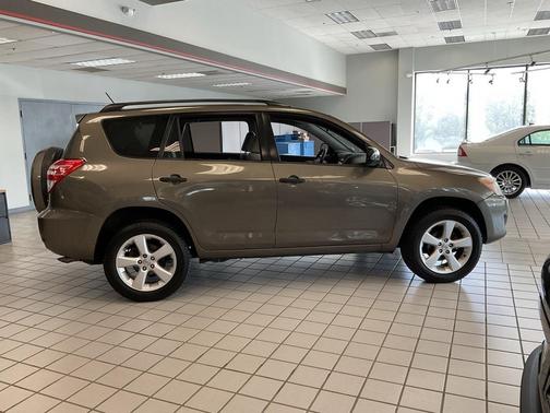 2009 Toyota RAV4 Base