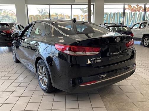 2016 Kia Optima LX Turbo